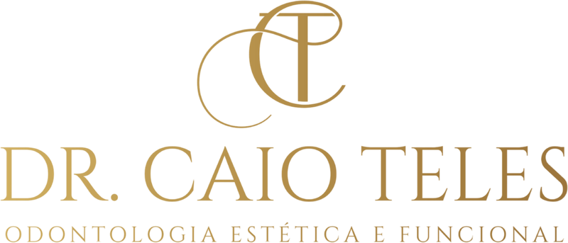 Dr. Caio Teles